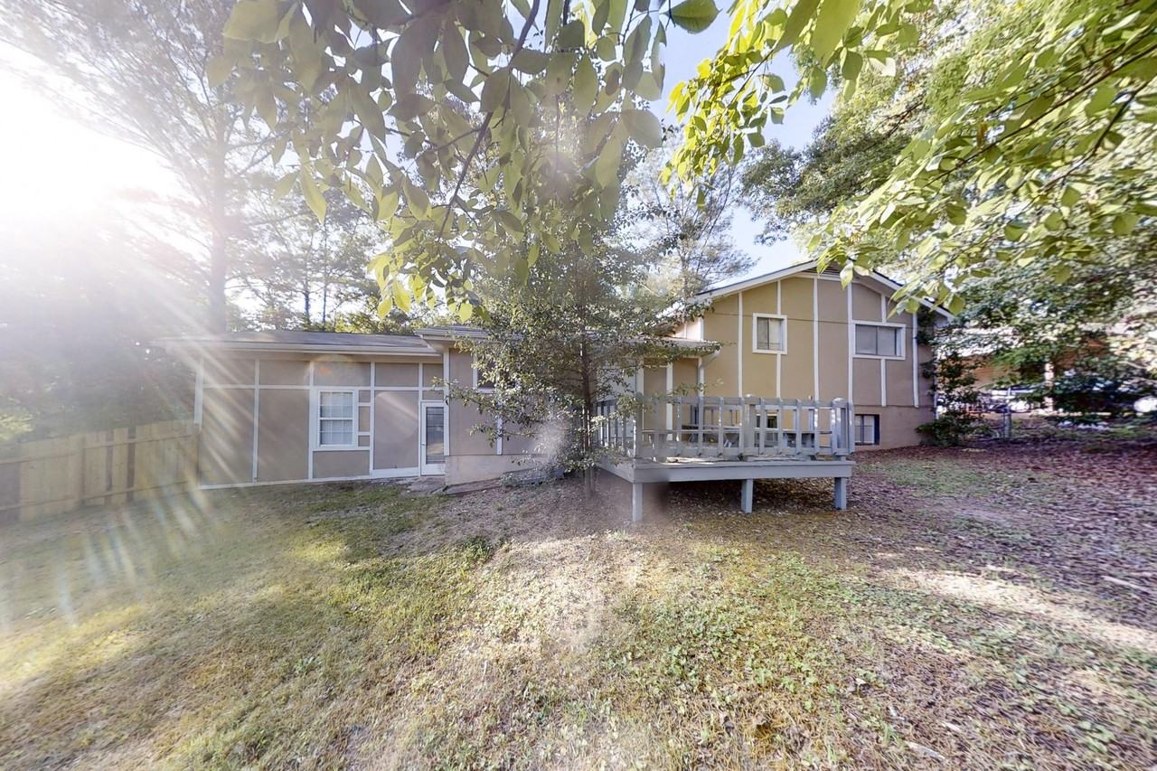 Leafwood Ln - Photo 2 of 14