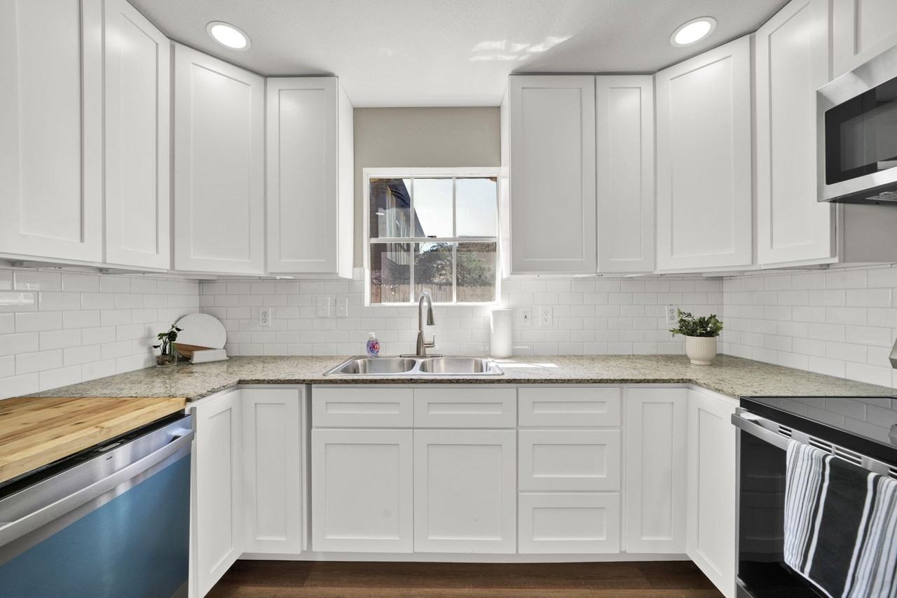 Green Terrace Ln - Photo 5 of 9