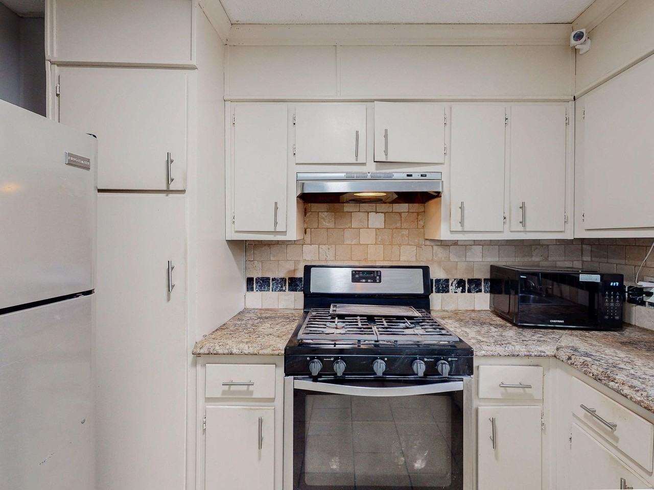 Silver Leaf Ln Sw - Photo 4 of 8