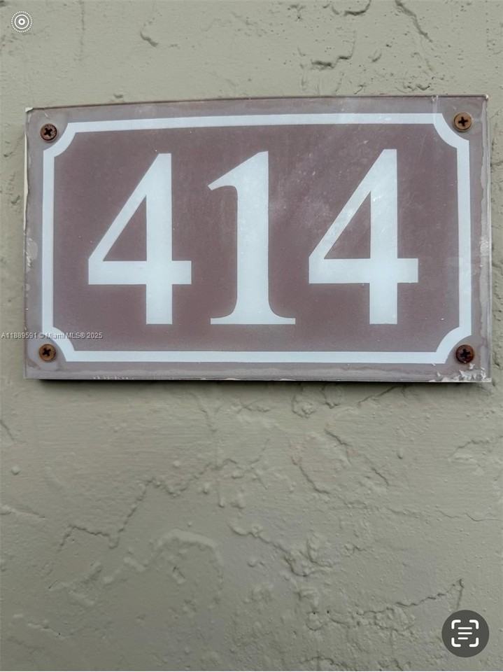 7825 Camino Real #J414