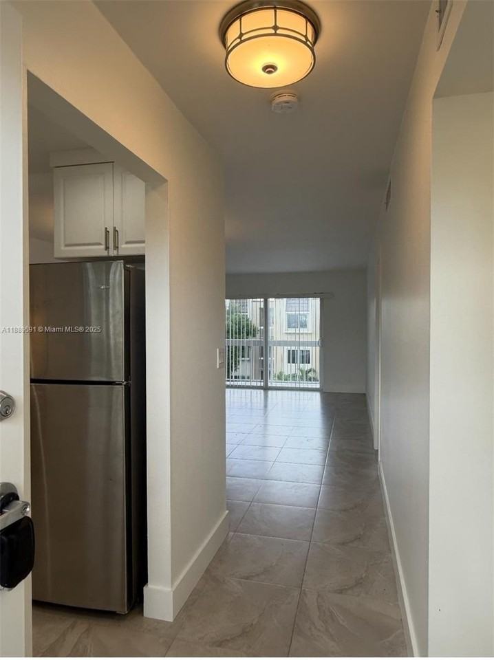 7825 Camino Real #J414 - Photo 2 of 10