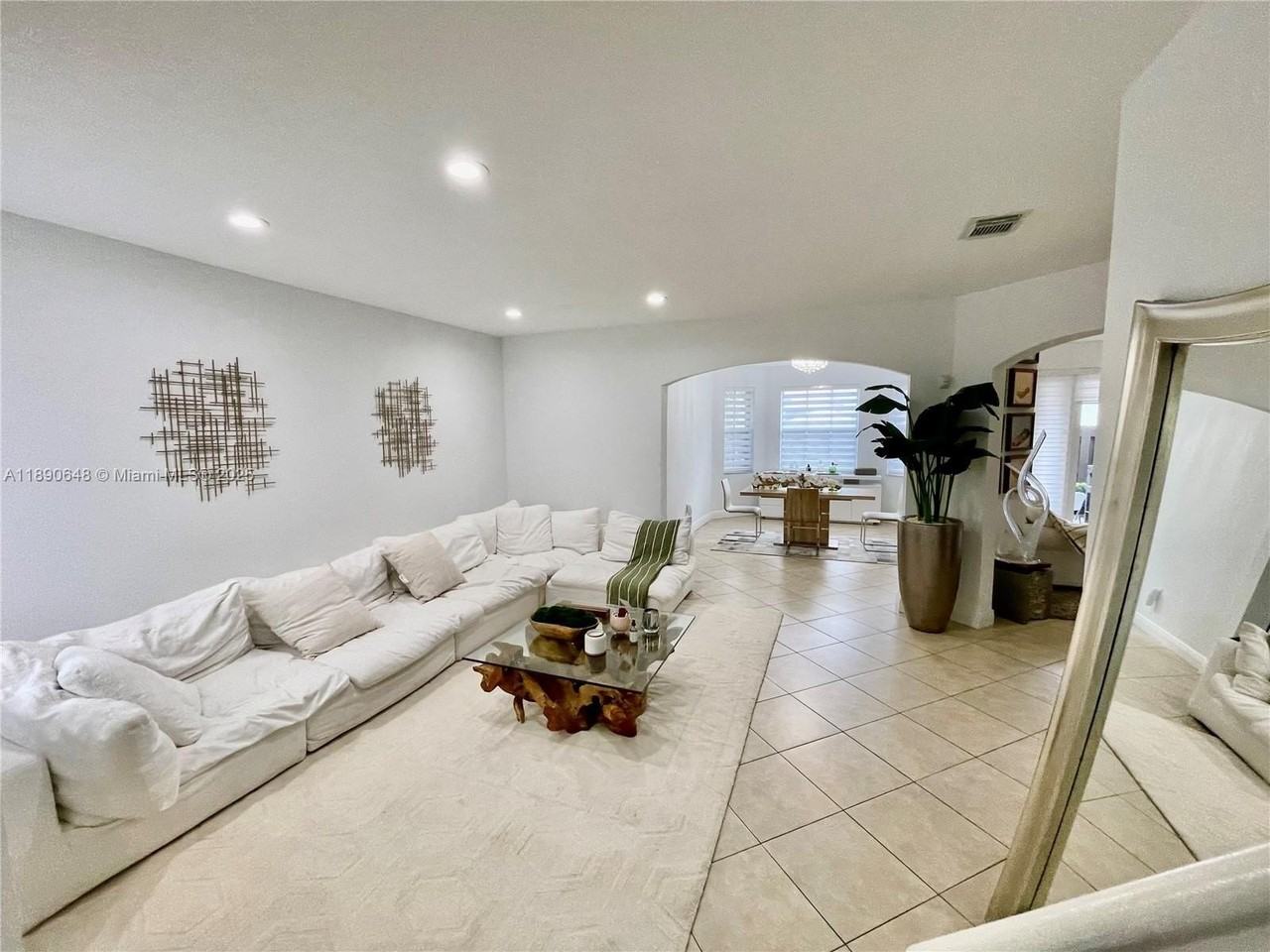 10807 Nw 84th Ln #10807 - Photo 7 of 23