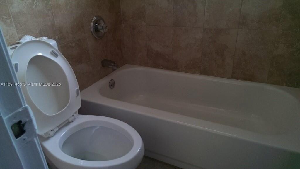 18223 Oleta Dr #18223 - Photo 5 of 11