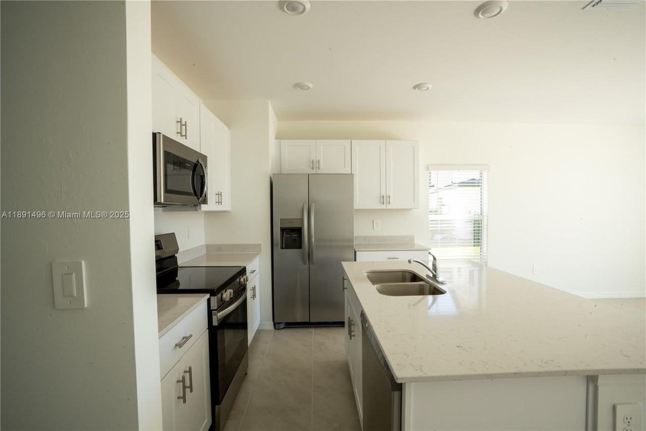 4264 Cirella Ct #1 - Photo 5 of 18