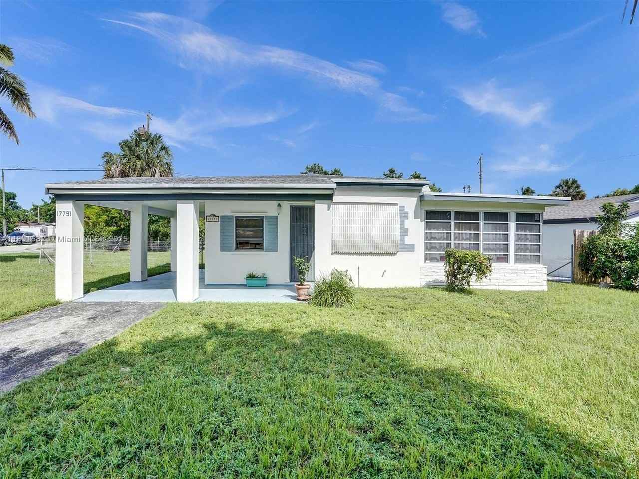 17791 Ne 13th Ave - Photo 2 of 45