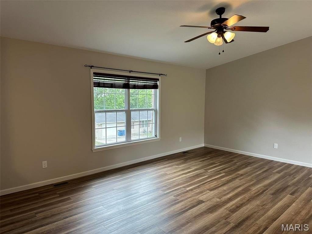 304 Vine St - Photo 2 of 20