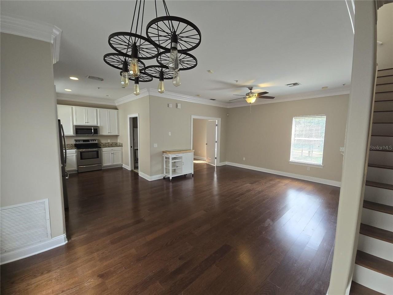 2315 W North A St #5 - Photo 4 of 16