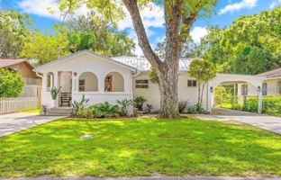 featured image of 1112 W Kirby St