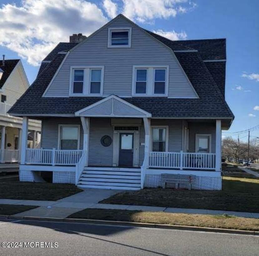 1100 Ocean Ave - Photo 5 of 25