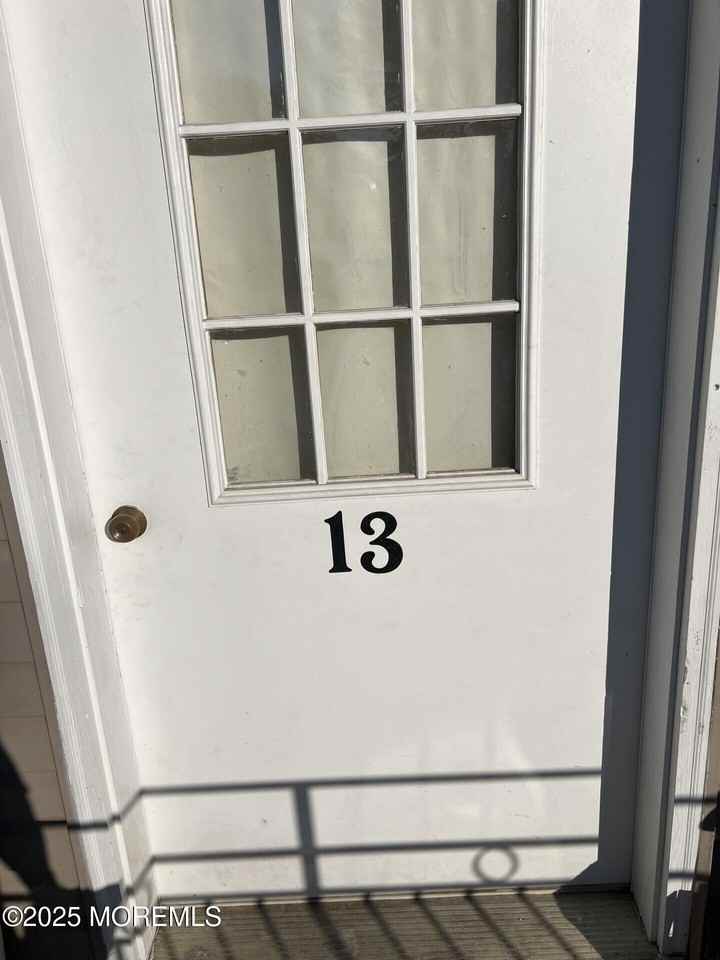 33 Vanderbilt Ave Unit 13 #13 - Photo 3 of 7