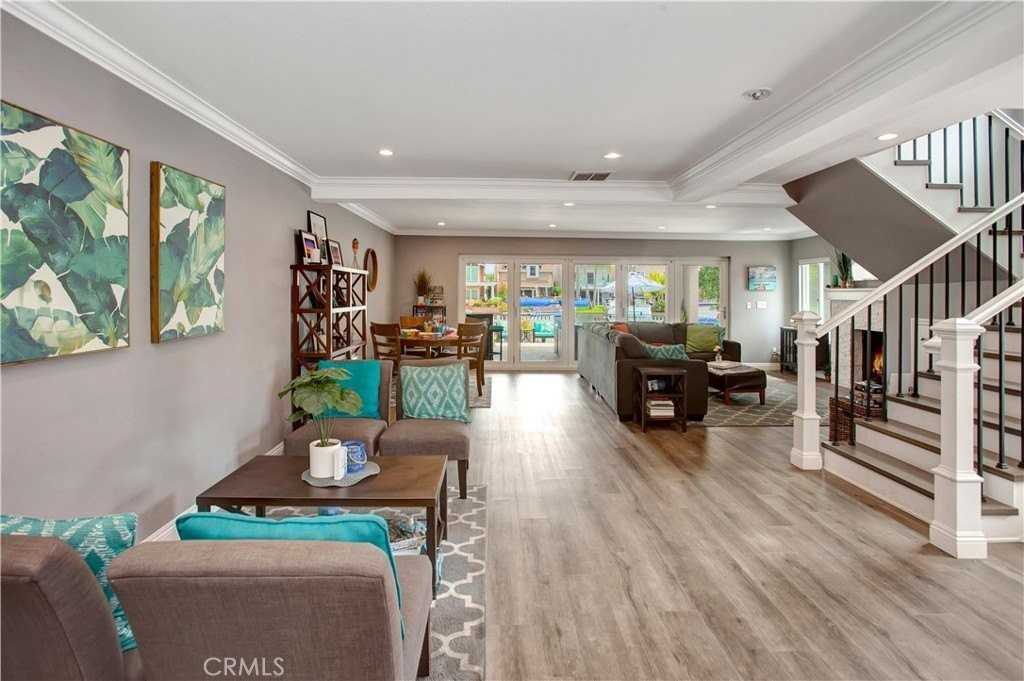 21782 Tahoe Ln - Photo 5 of 30