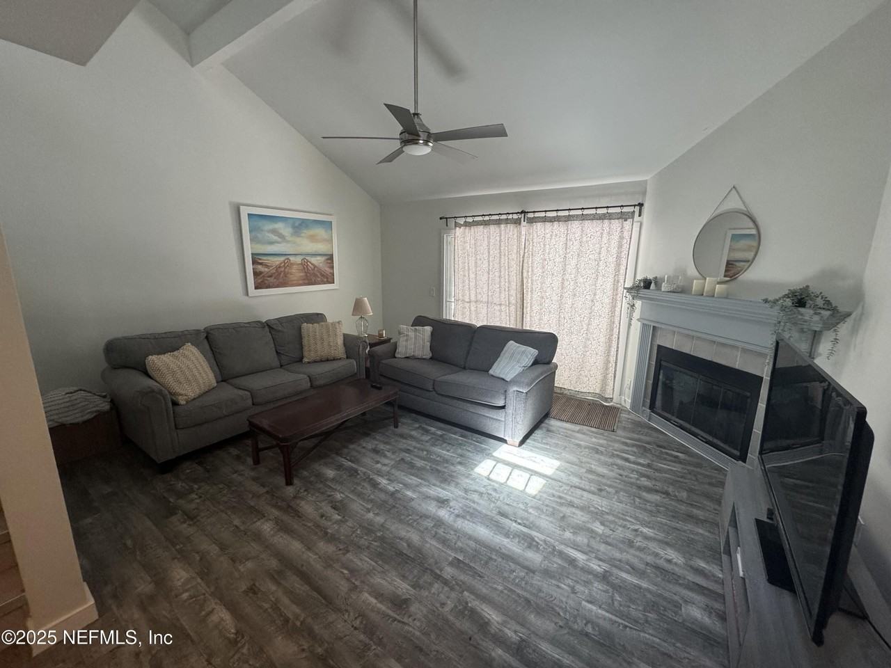 8508 Sturbridge Cir W - Photo 4 of 11