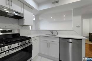 806 Spinnaker Ct - Photo 1 of 1