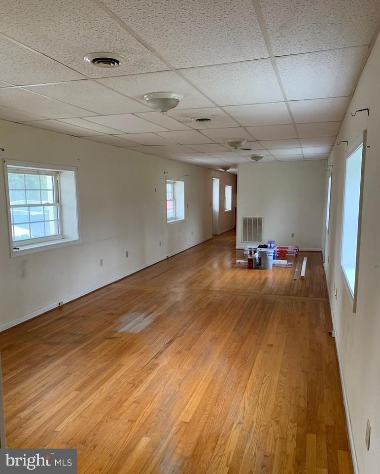 224 Main St ##3 - Photo 3 of 5