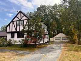 featured image of 59 Munson St