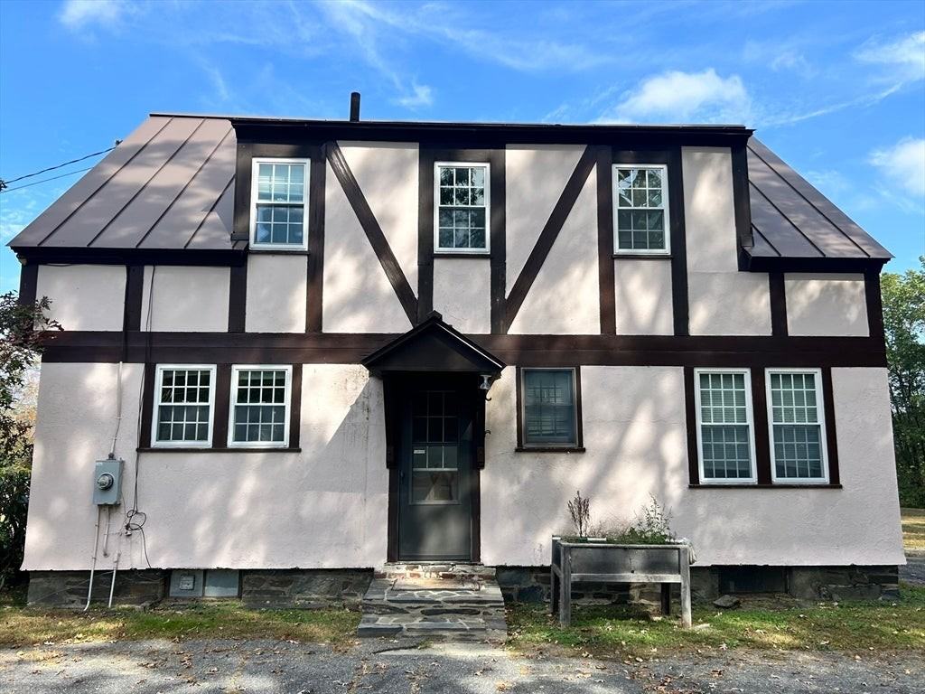 59 Munson St - Photo 3 of 23