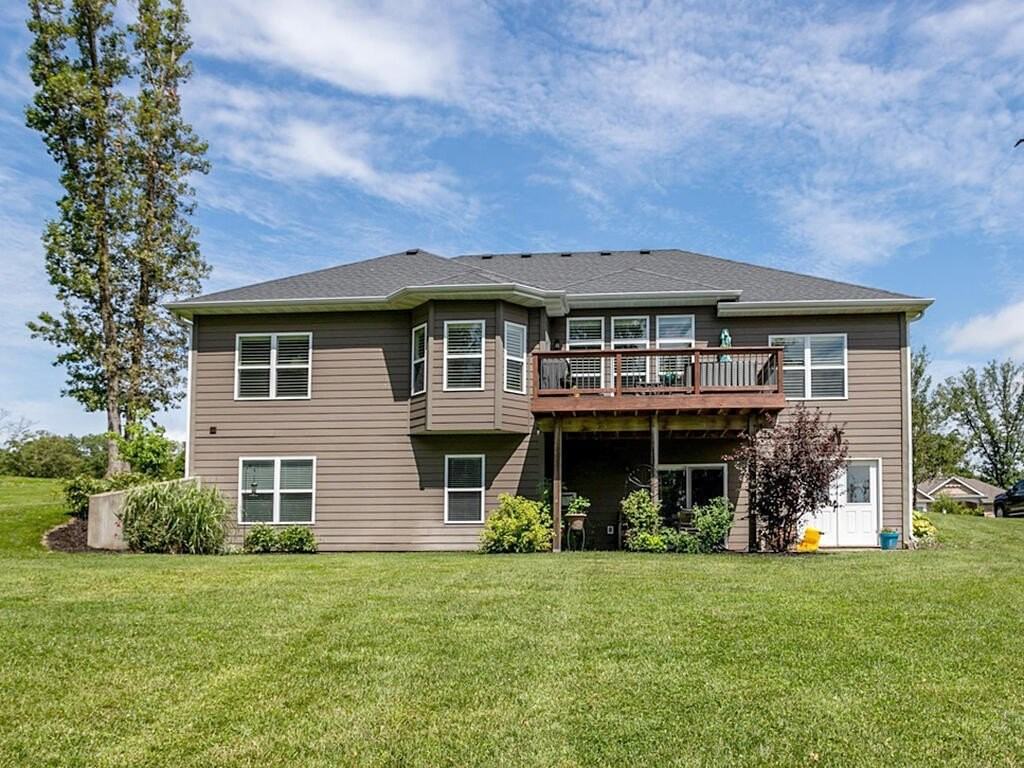 4106 Huron Court - Photo 2 of 22