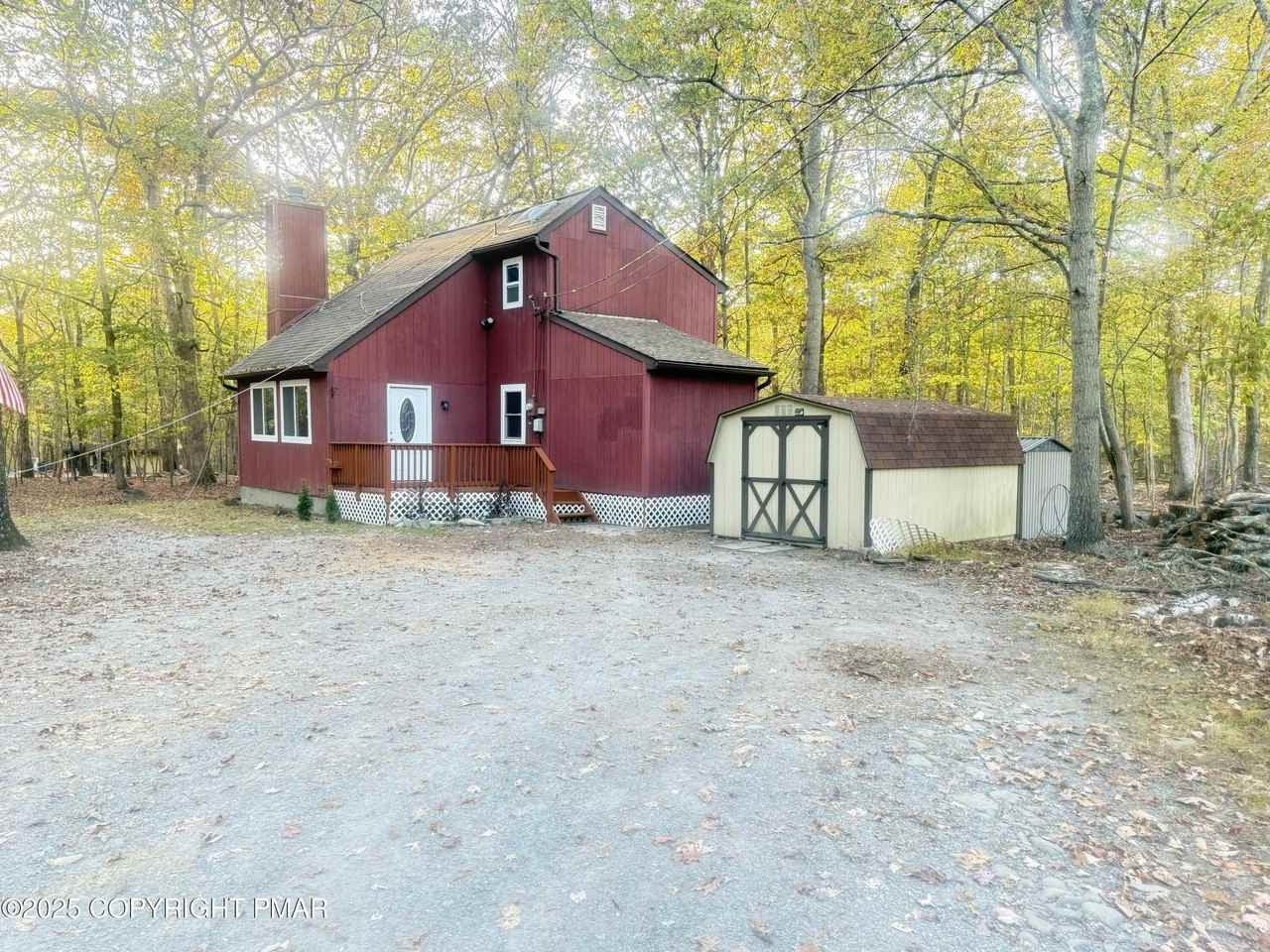 235 Scenic Dr - Photo 2 of 25