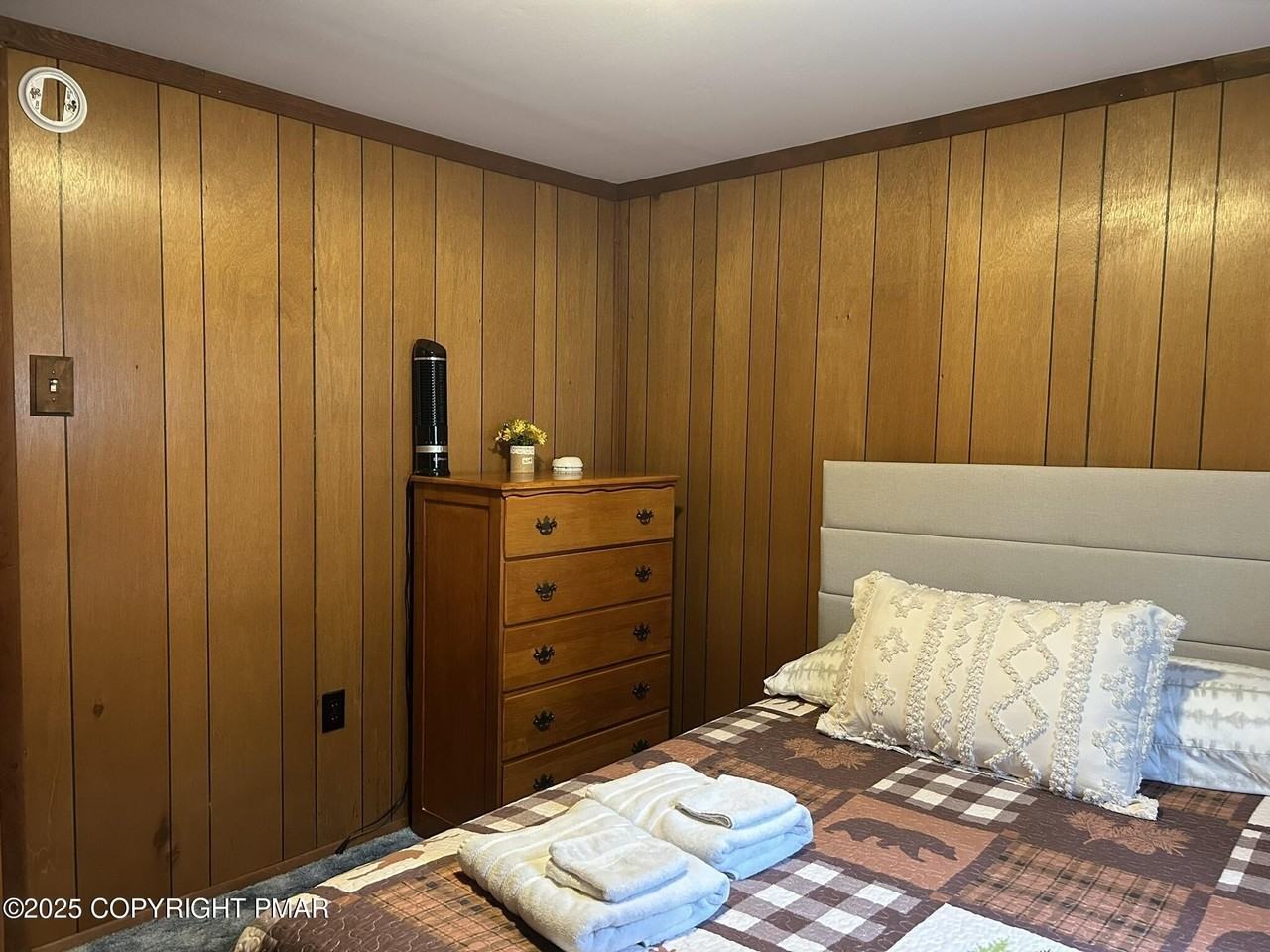 226 Tepee Dr - Photo 6 of 9