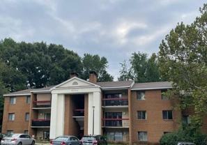 4003 Governors Sq #8 - Photo 1 of 1