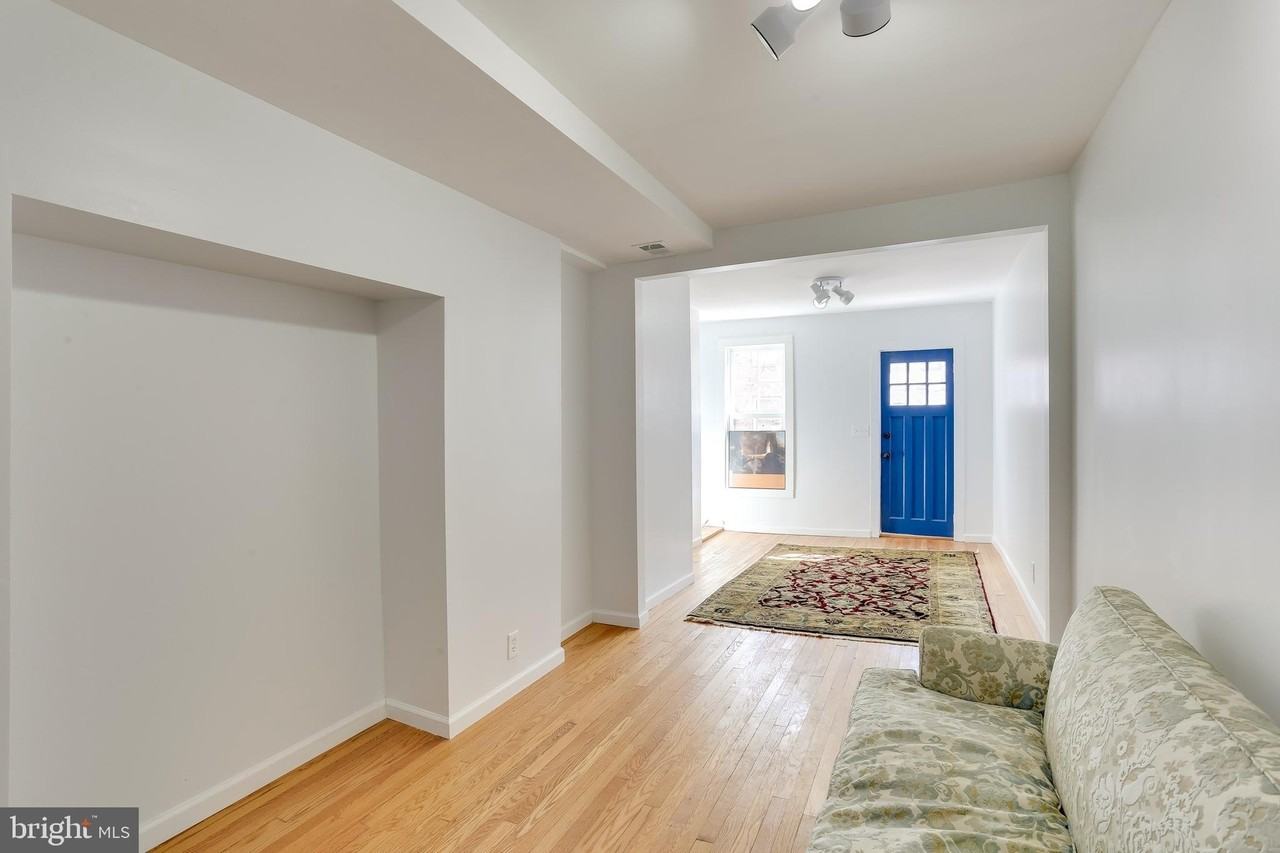 202 S Regester St - Photo 5 of 15