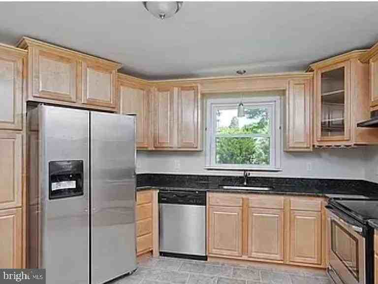 207 Cornell Road - Photo 3 of 11