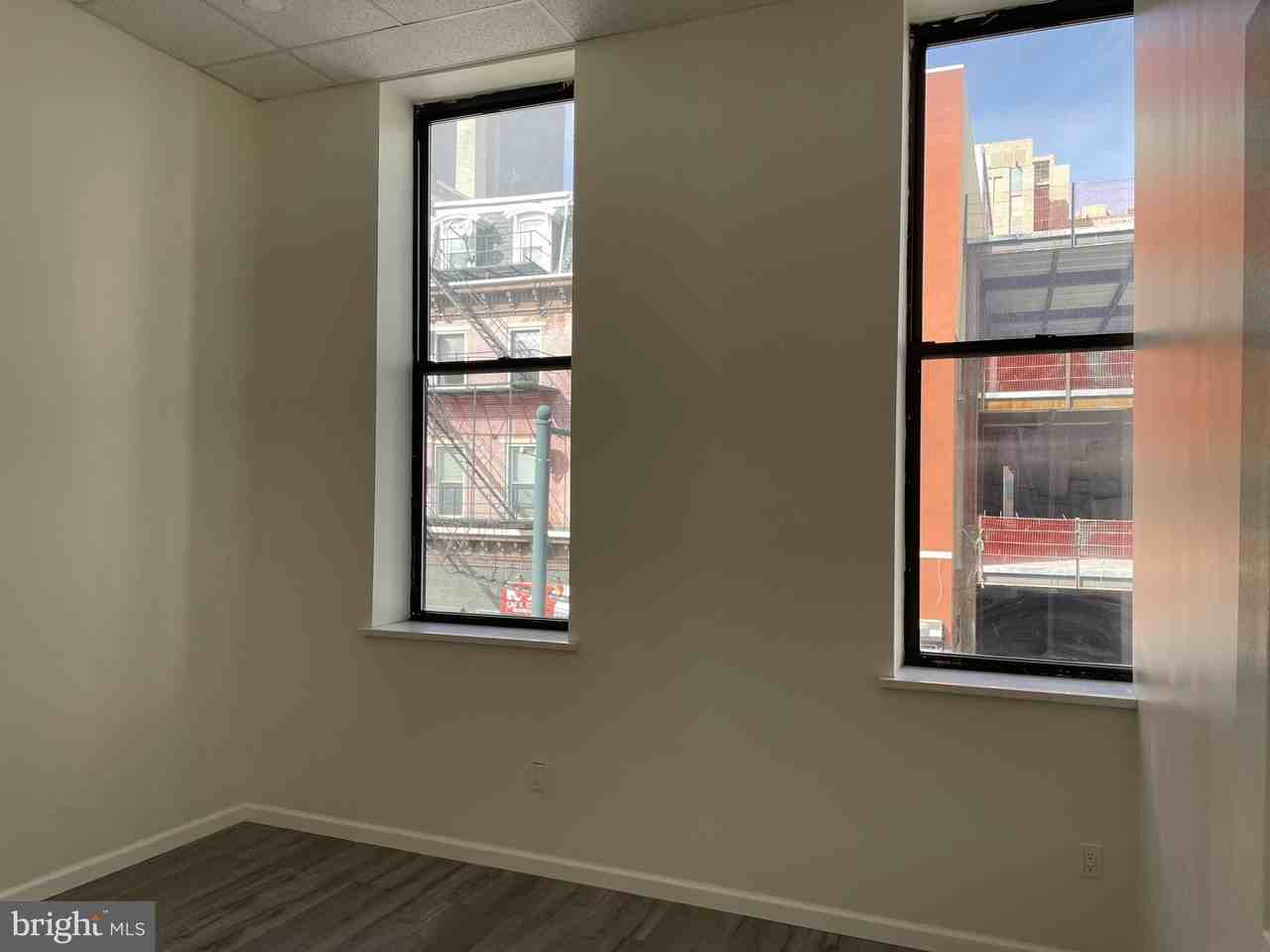 910 Arch St Apt 2f #2F - Photo 7 of 18