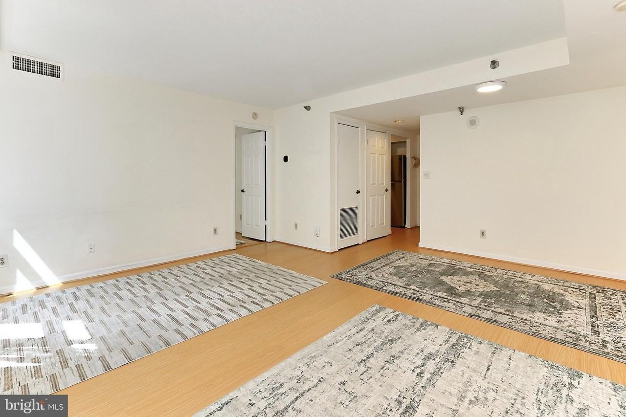 2400 Clarendon Boulevard #406 - Photo 5 of 38