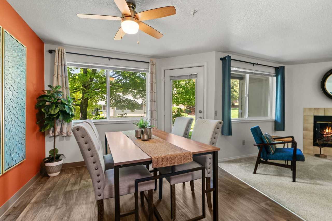 Creekside Apartments - Photo 6 of 35