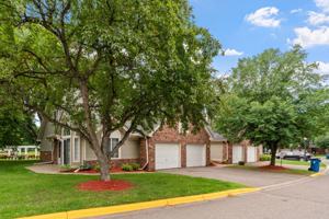 featured image of 4890 Birch Lake Cir