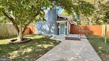 featured image of 2396 Yarmouth Ct