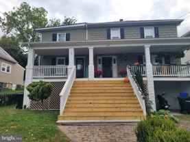 235 1/2 Millwood Ave - Photo 1 of 1