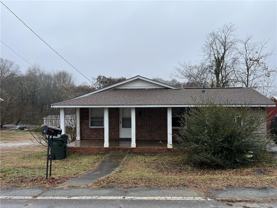 206 Dickson St - Photo 1 of 1