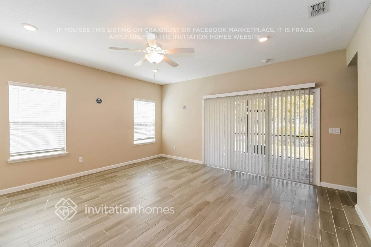 9998 Lemon Grass Ln - Photo 3 of 20