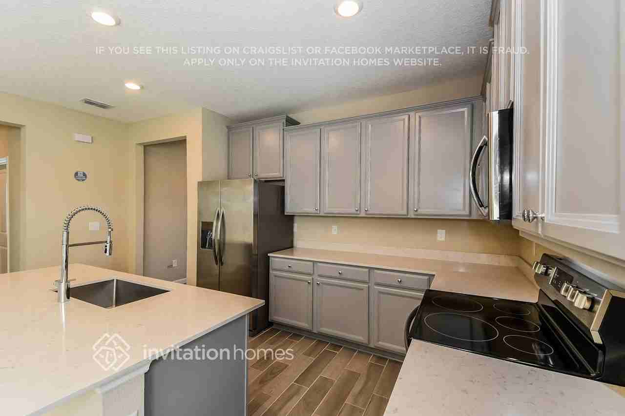 9998 Lemon Grass Ln - Photo 6 of 20
