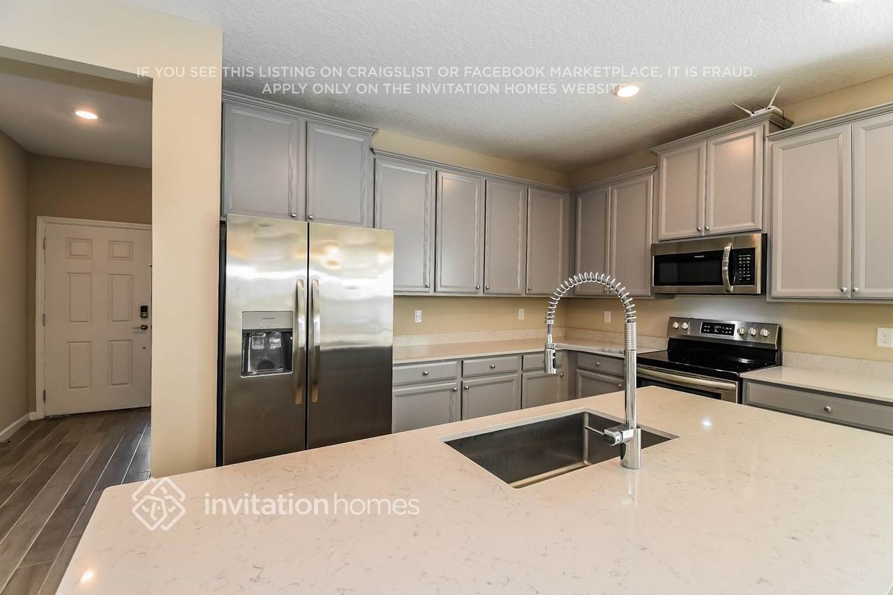 9998 Lemon Grass Ln - Photo 7 of 20