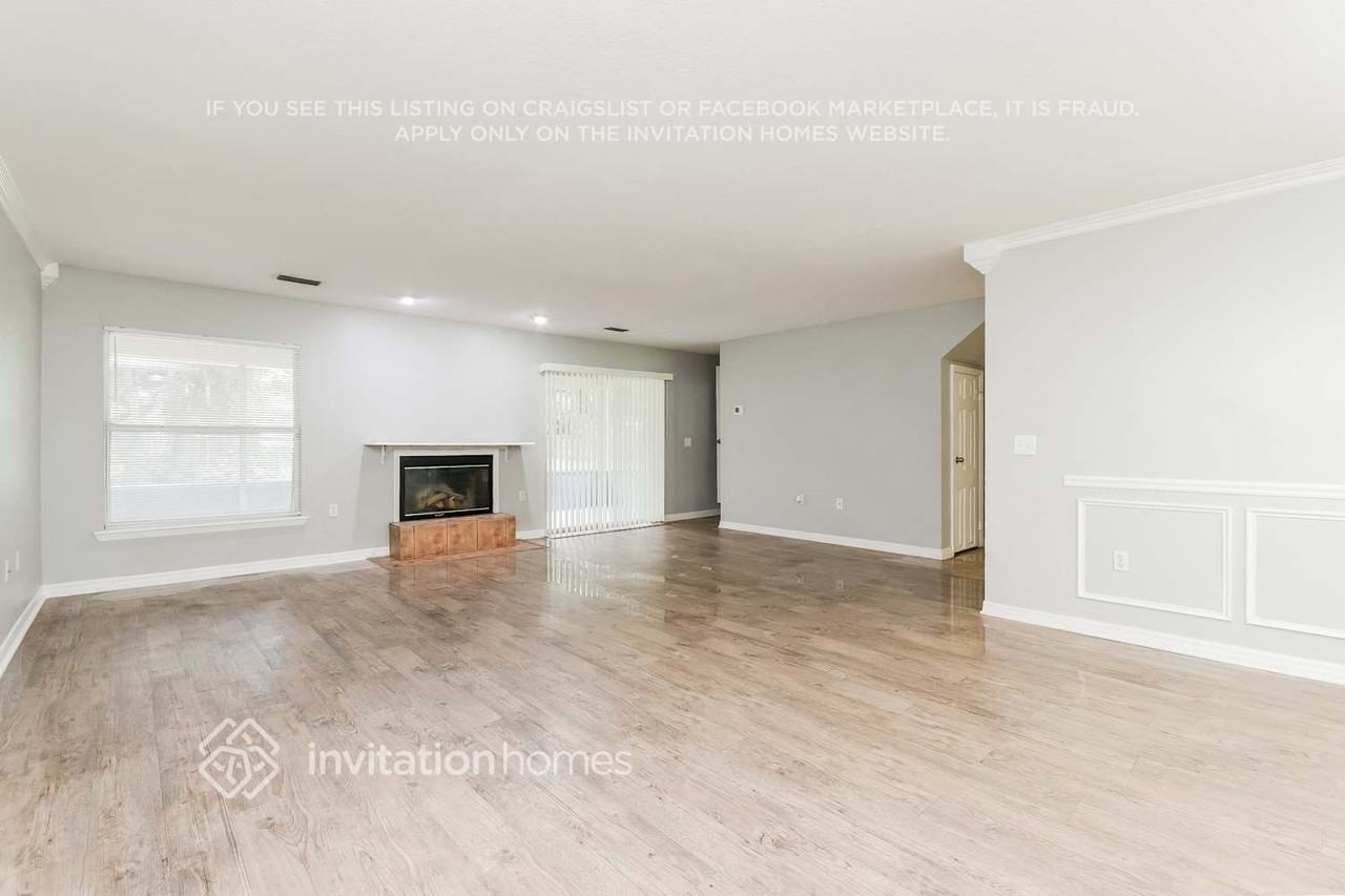 4860 Chisholm Park Trl - Photo 4 of 17