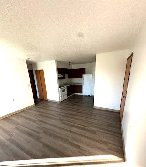 Southern Hills Apartments - Photo 5 of 13