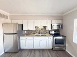 featured image of 1110 E Highland Ave