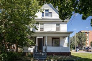 featured image of 1231 8th St Se