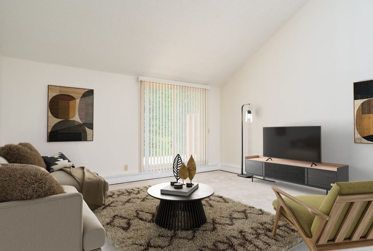 Perfect for those looking for cozy space! - Photo 3 of 21