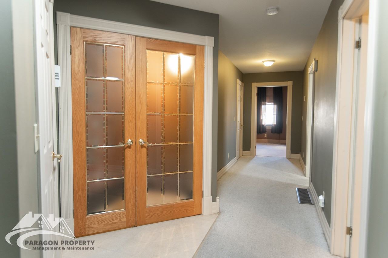 157 Nelson St - Photo 3 of 19