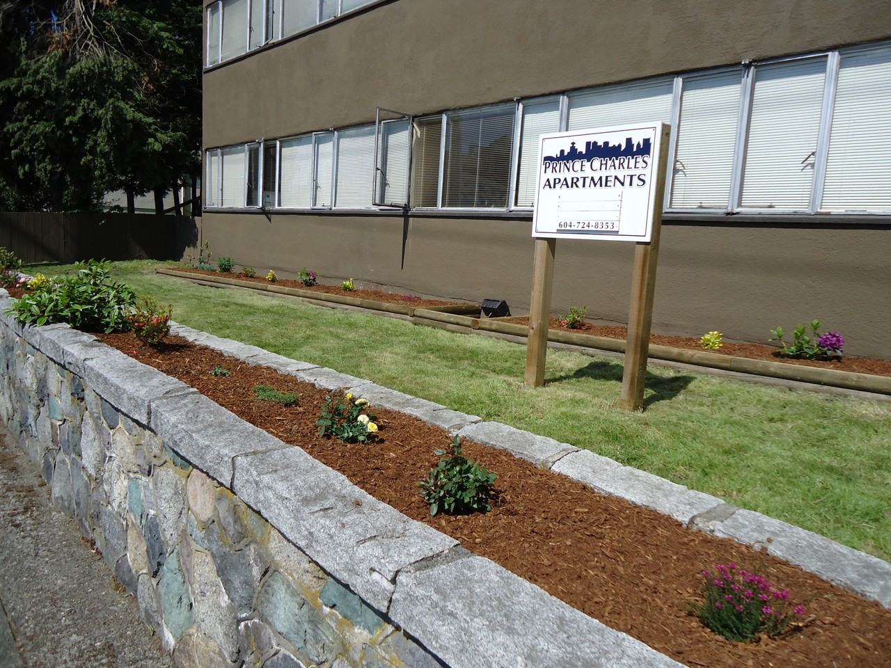 Prince Charles Apartments - Photo 2 of 10