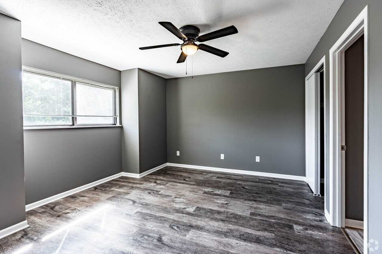 The Villas of Pine Valley - Photo 5 of 26