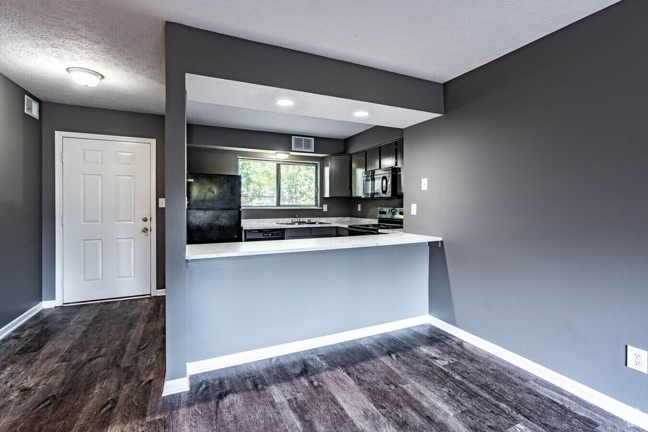 The Villas of Pine Valley - Photo 3 of 26