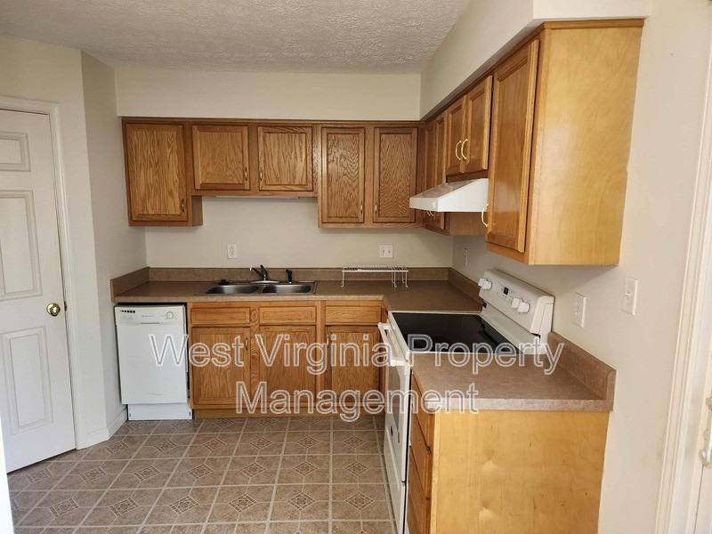 3648 Davis Stuart Road #28 - Photo 3 of 9