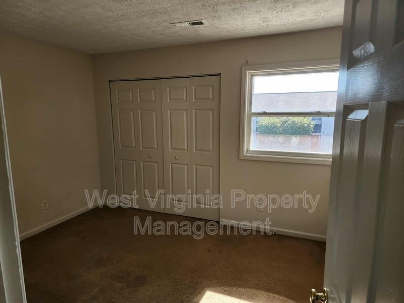 3648 Davis Stuart Road #28 - Photo 7 of 9