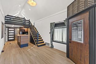 2401 S Kinnickinnic Ave - Photo 1 of 1
