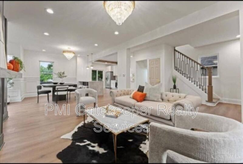 5819 Bramble Avenue - Photo 3 of 22