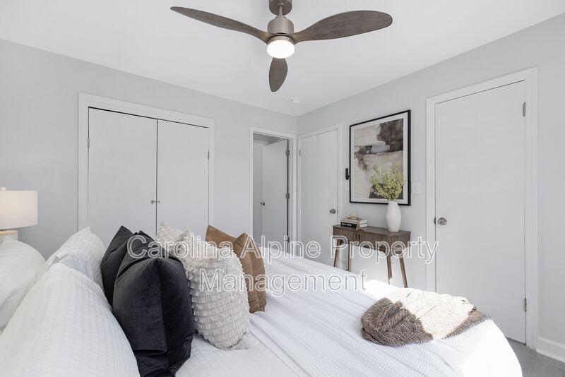 4420 Chebar Dr - Photo 7 of 16